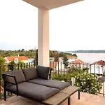 Spacious New With Pool Above The Pristine - First Season Pricing!!! Prvic Sepurine