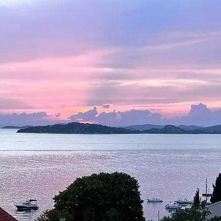 Vila Spacious New With Pool Above The Pristine - First Season Pricing!!! Prvic Sepurine