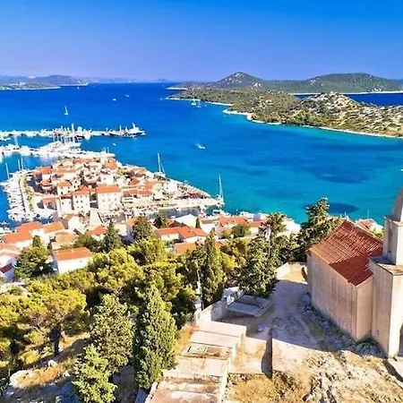 Vila Spacious New With Pool Above The Pristine - First Season Pricing!!!