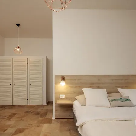 Spacious New With Pool Above The Pristine - First Season Pricing!!! Prvic Sepurine