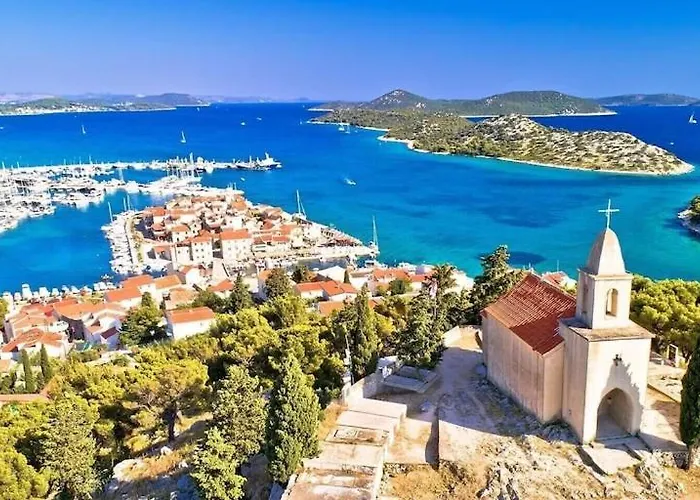 Villa Spacious New With Pool Above The Pristine - First Season Pricing!!!