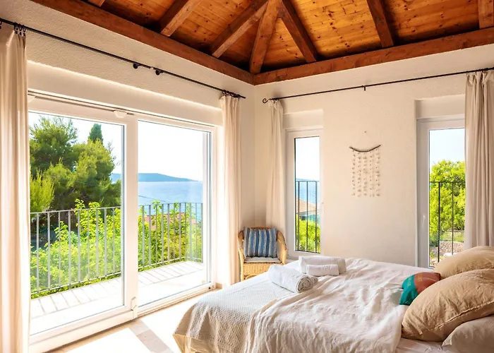 Spacious New With Pool Above The Pristine - First Season Pricing!!! Villa Prvić Šepurine