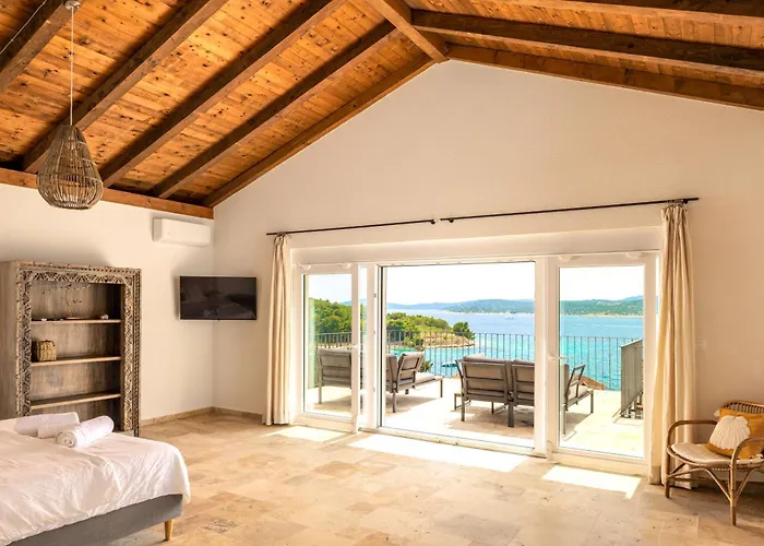 Villa Spacious New With Pool Above The Pristine - First Season Pricing!!! *