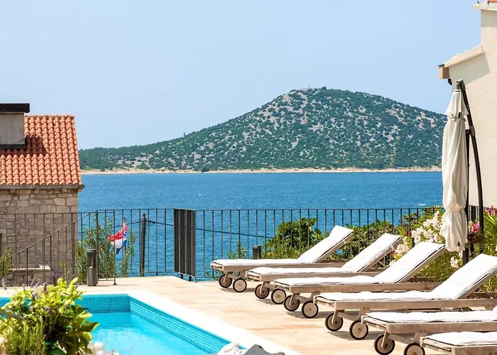 Villa Spacious New With Pool Above The Pristine - First Season Pricing!!! *